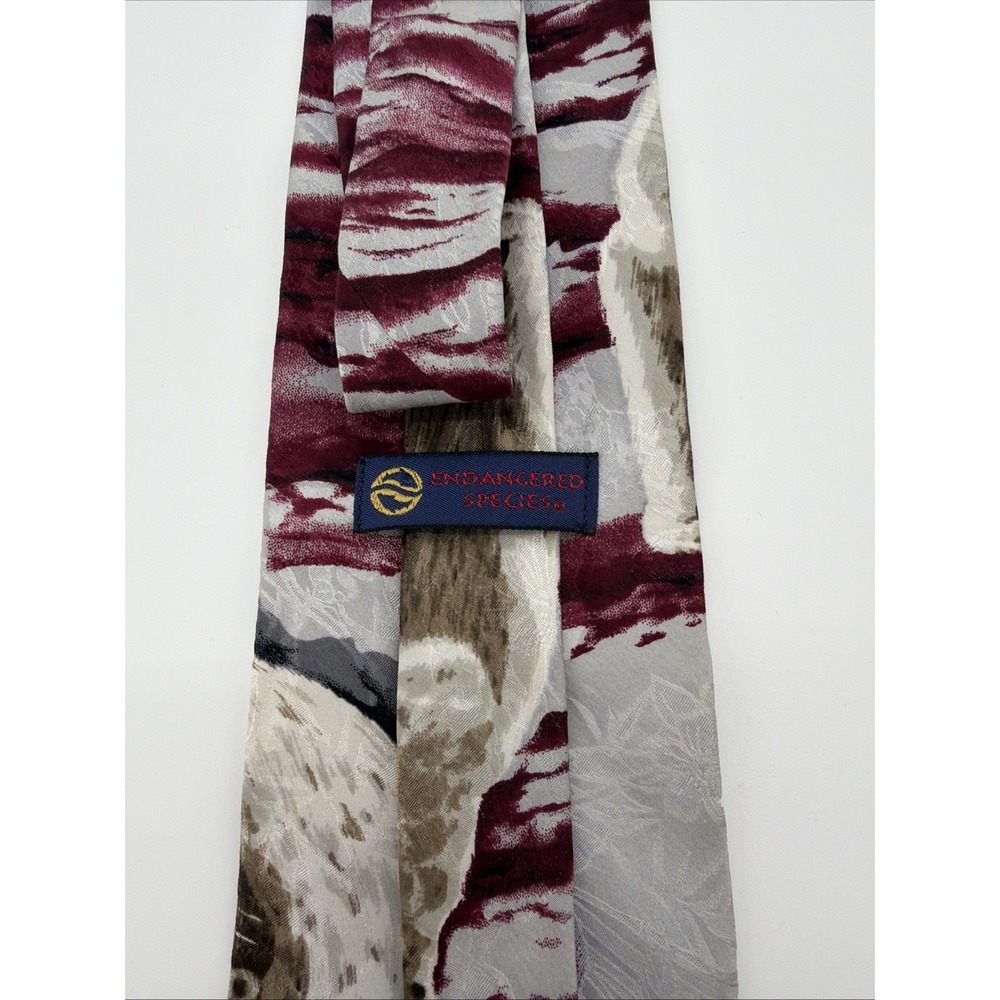 Endangered Species Men's Neck Tie Artic Polar Bears, Gry/White/Mrn 100% Silk USA - Picture 3 of 4